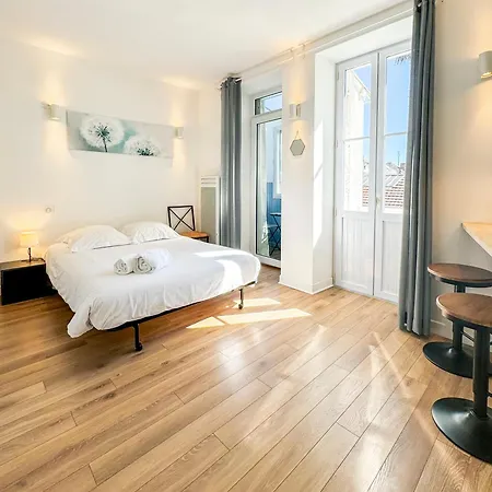 Le Victor Hugo Apartment *